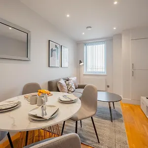 Apartment Cosy 1 Bedroom In The Heart Of, Eastleigh